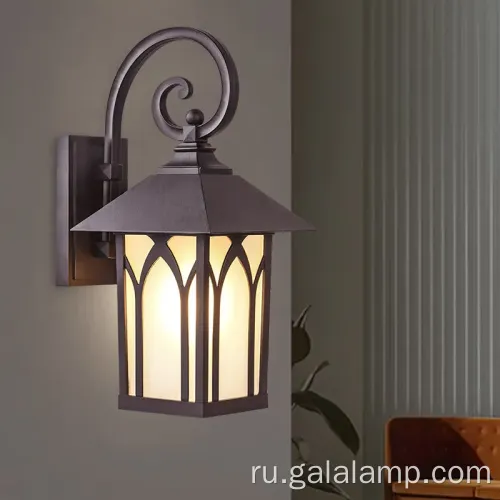 «Элегантные водонепроницаемые наружные настенные огни для современных садов»